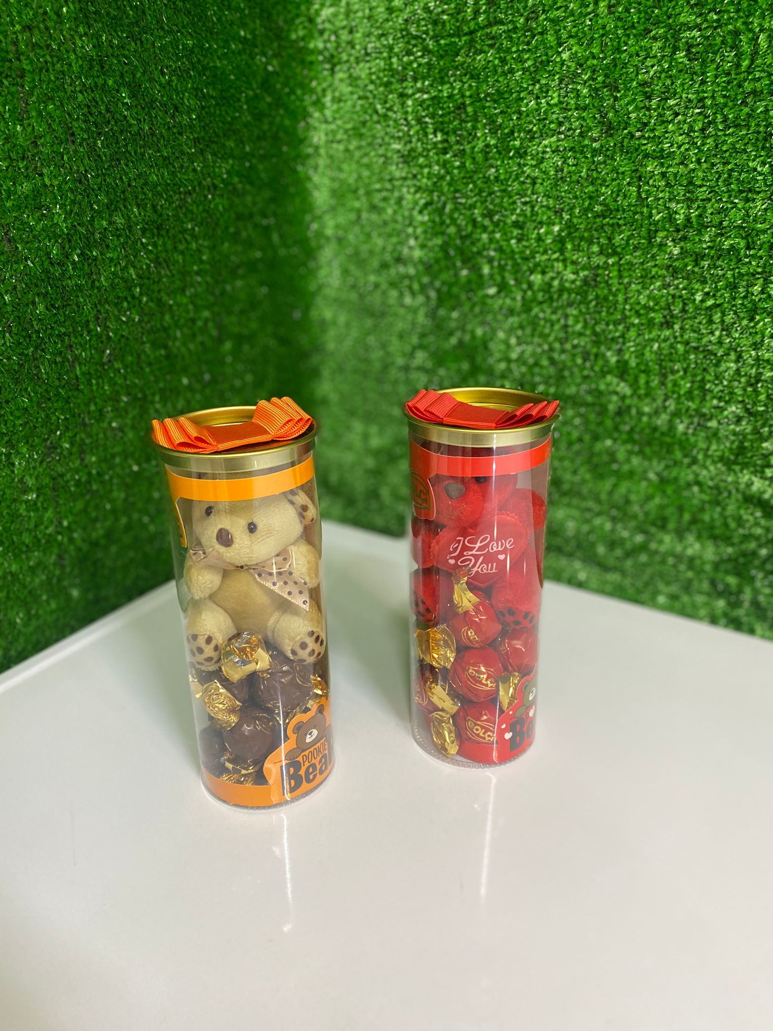 Tatlı Sürpriz Peluş & Çikolata Silindir Kutusu